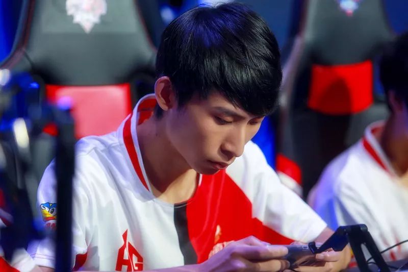 为什么百家乐贡献了拉斯维加斯和澳门 70% 以上的利润？（百家乐为何撑起拉斯维加斯与澳门超七成利润？）