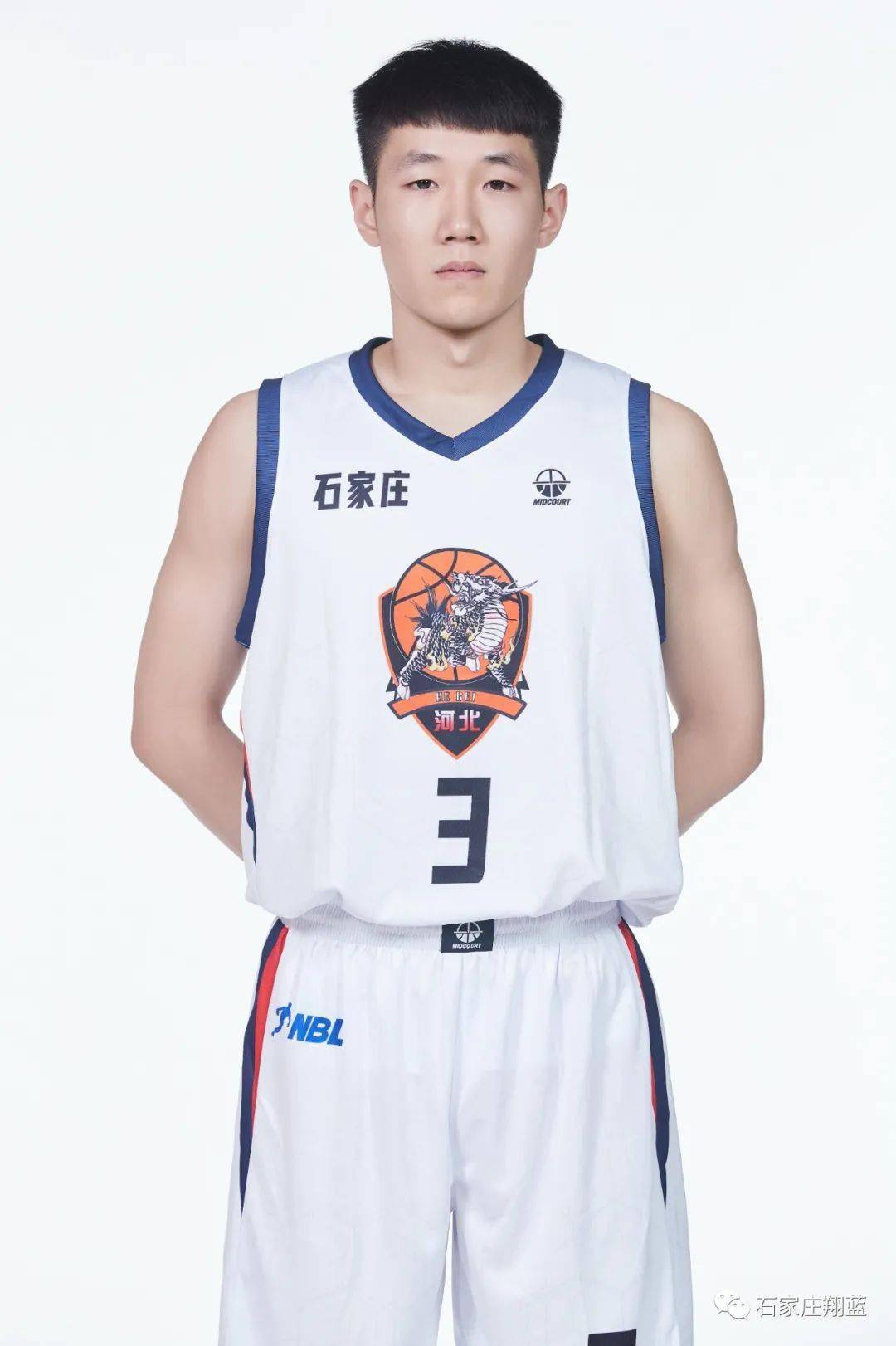 《上古卷轴5》玩家整花活 各种方法拯救主线被龙摔死士兵