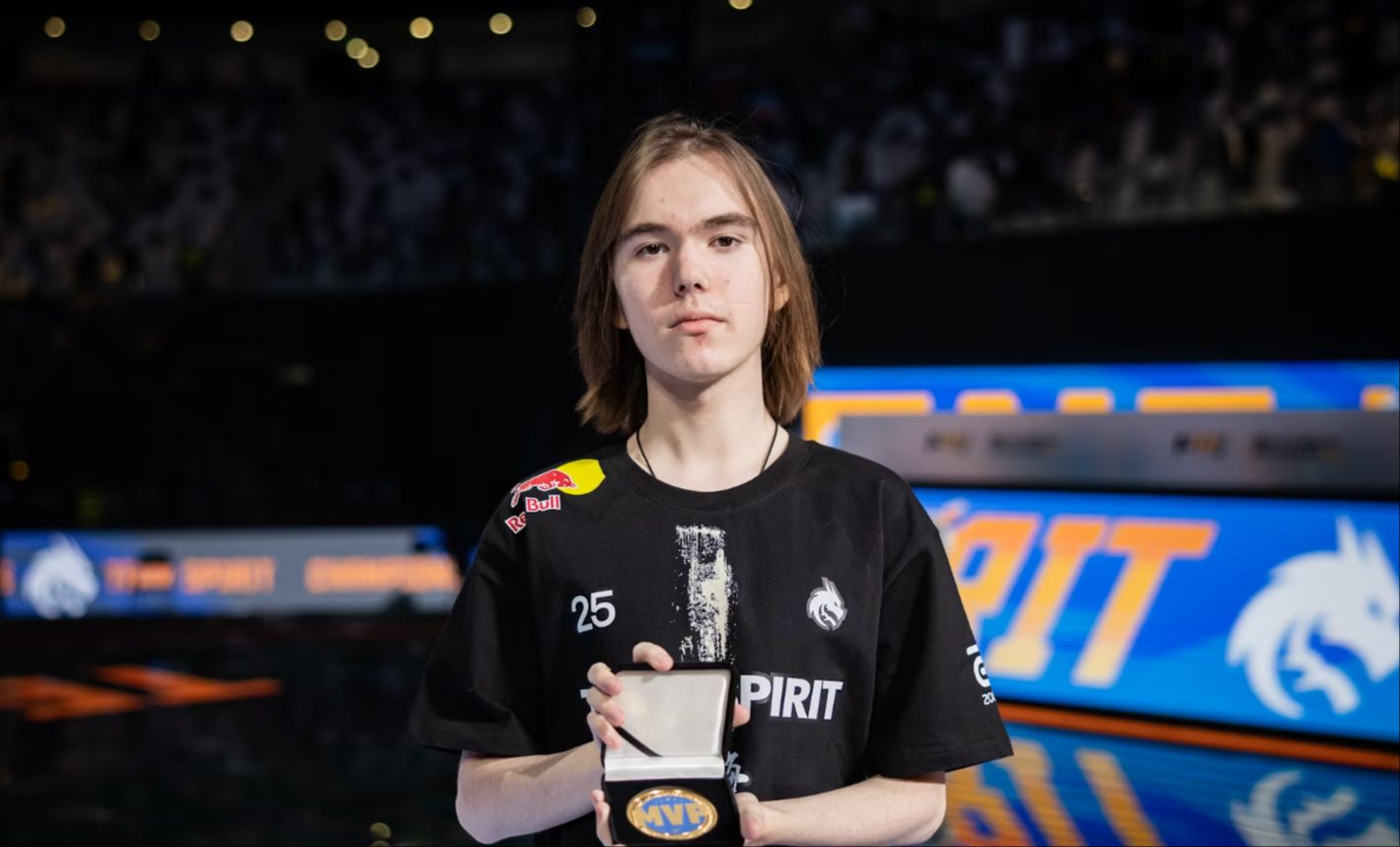 揭秘“电竞博彩”：当游戏数据变成筹码，博弈的边界在哪里？（透视电竞博彩：当游戏数据化作赌注，博弈的界限究竟在哪？）